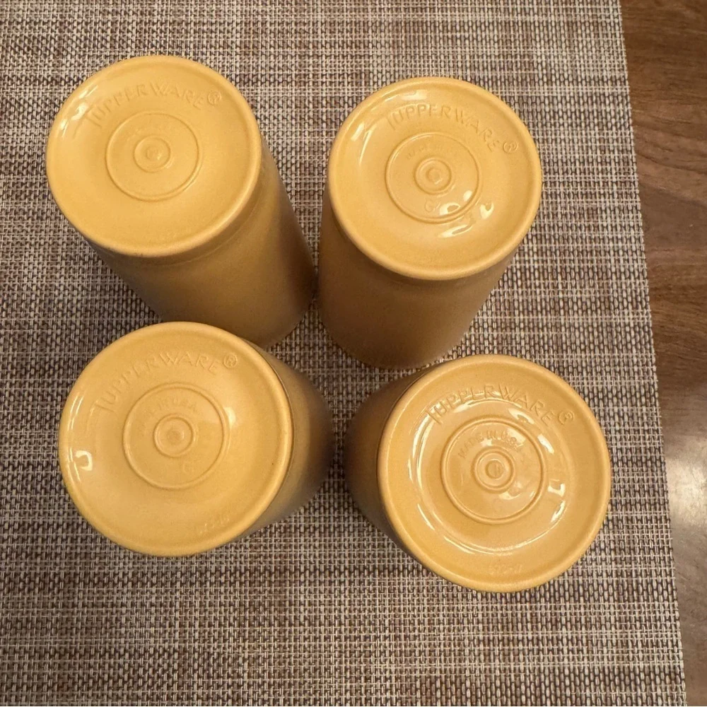 4 Vintage Tupperware Harvest Gold Yellow Tumblers Set 12oz look new